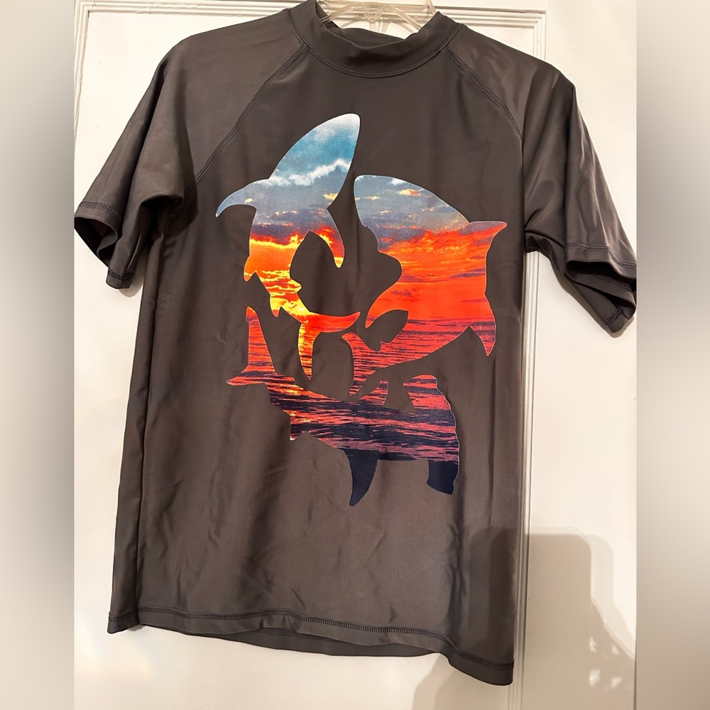 Arizona Jean Co rash guard